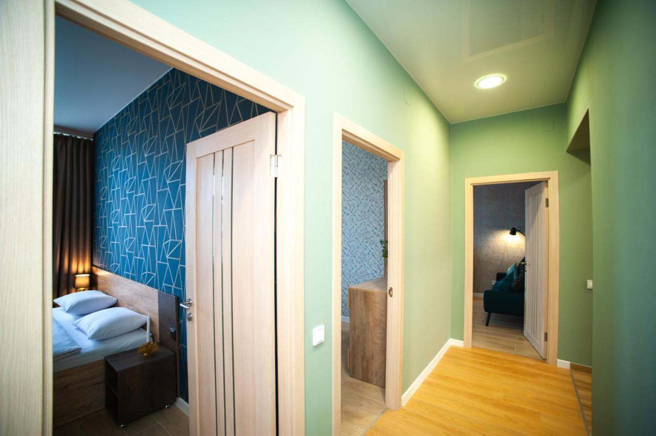 3 Bedroom, 2 Bathroom Apartment Near Forum 리비프 외부 사진
