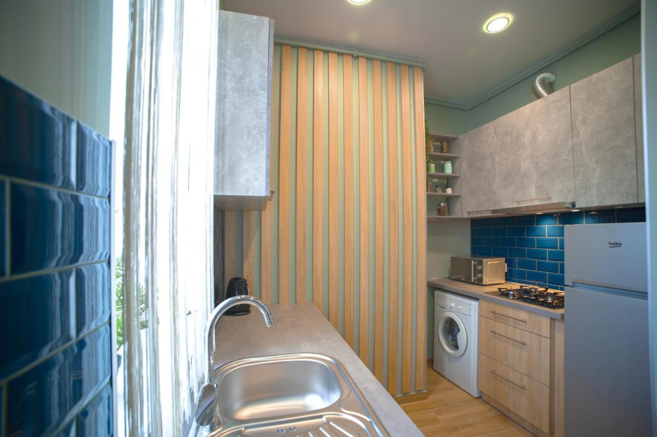 3 Bedroom, 2 Bathroom Apartment Near Forum 리비프 외부 사진